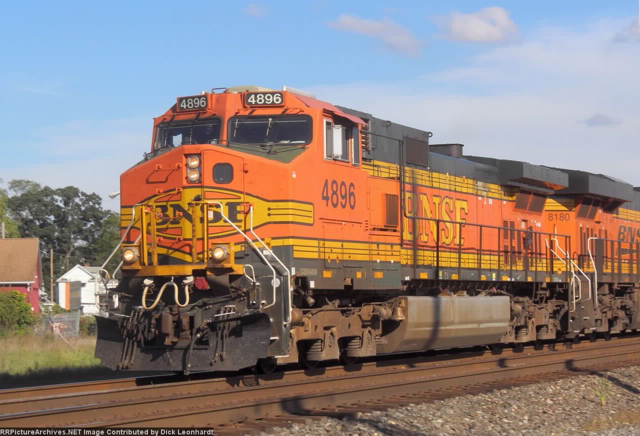 BNSF 4896